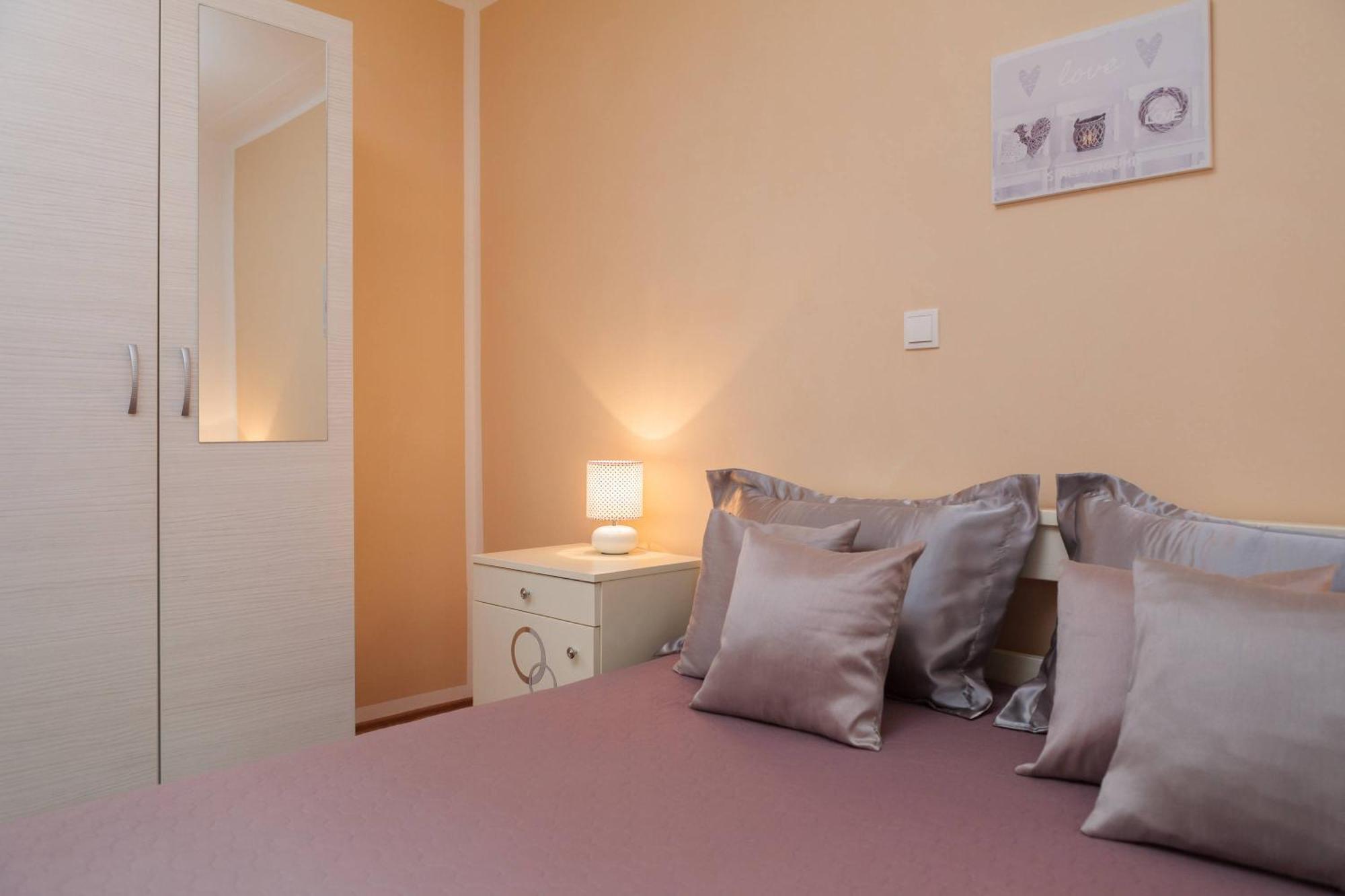 Apartment Krzelj โตรกีร์ ภายนอก รูปภาพ